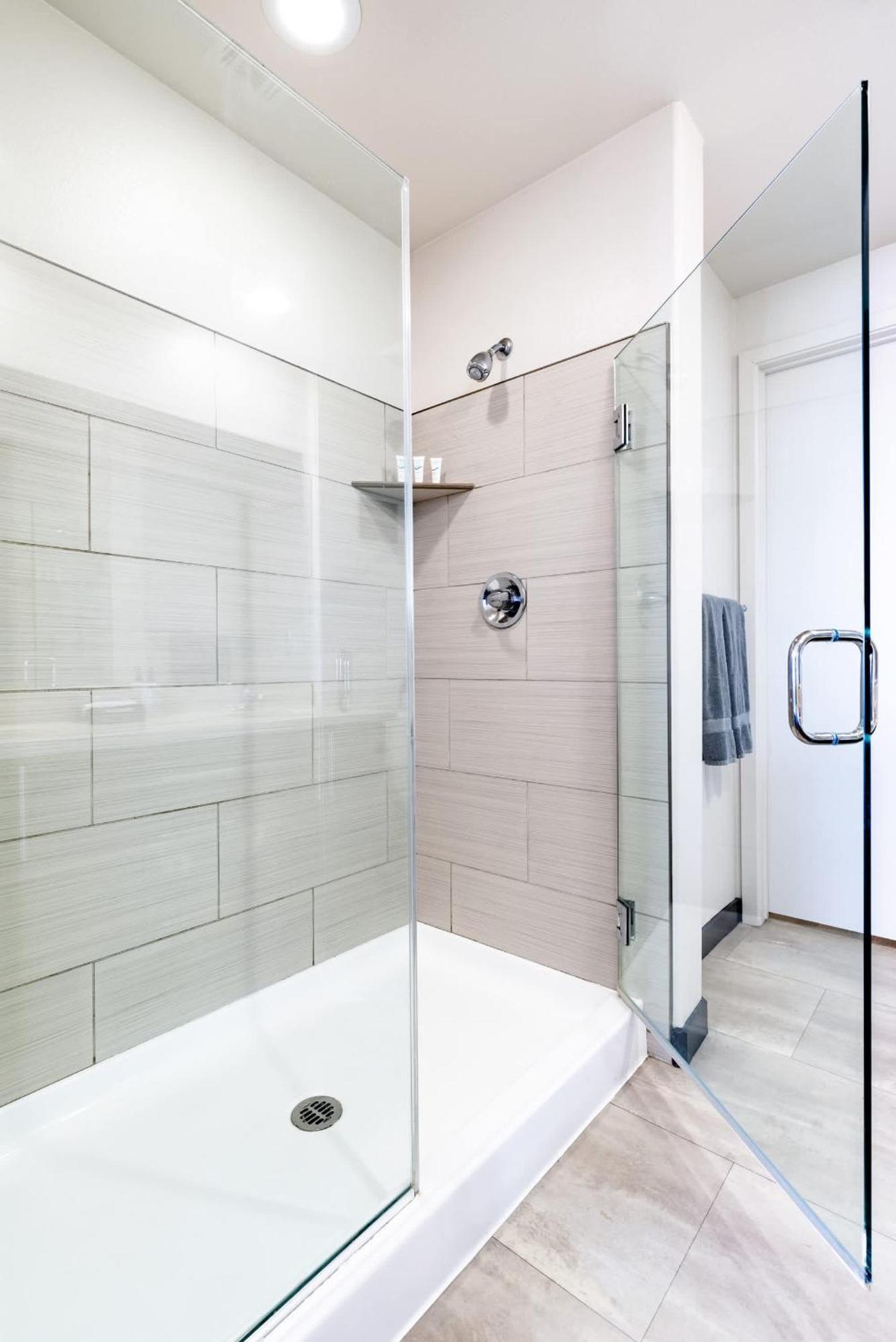 Chic 2br Retreat In The Heart Of Weho Los Angeles
